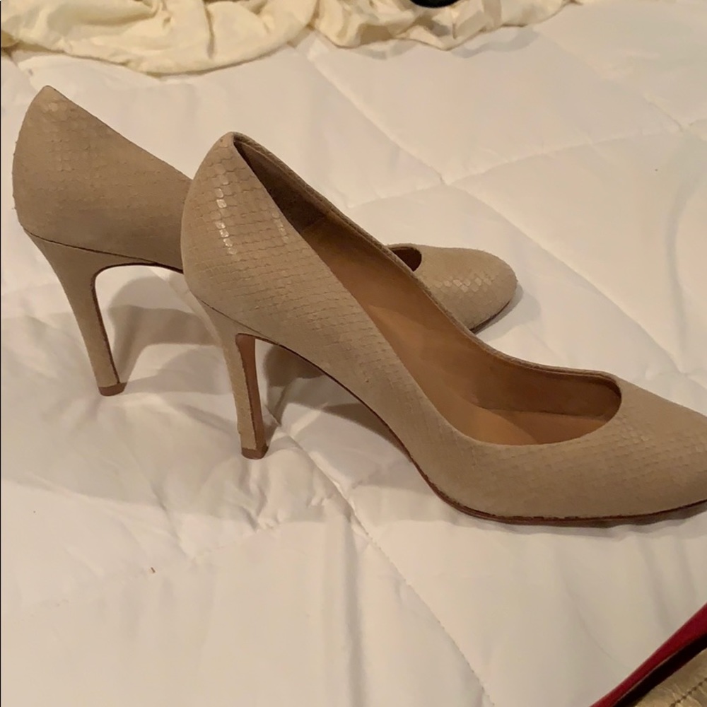 Shoes - Picture 3 of 3